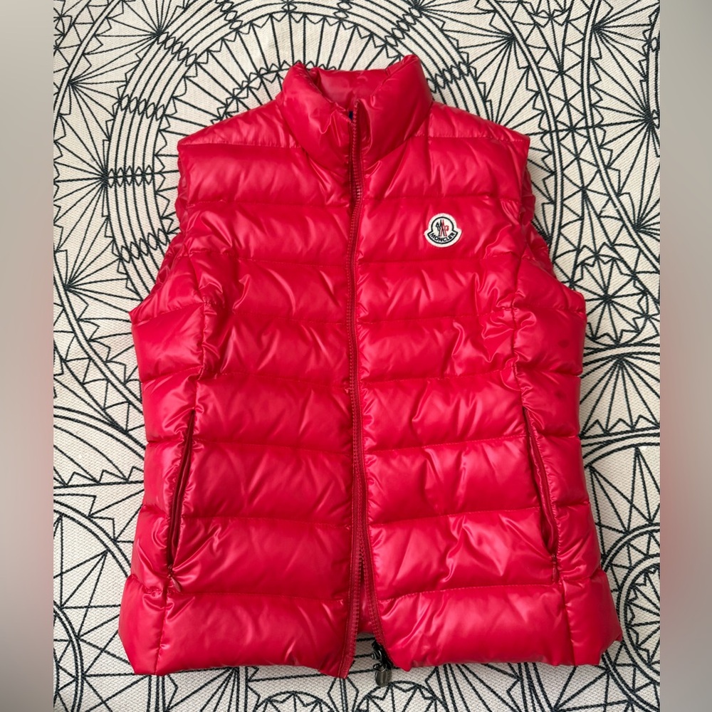 Moncler women down vest size 0